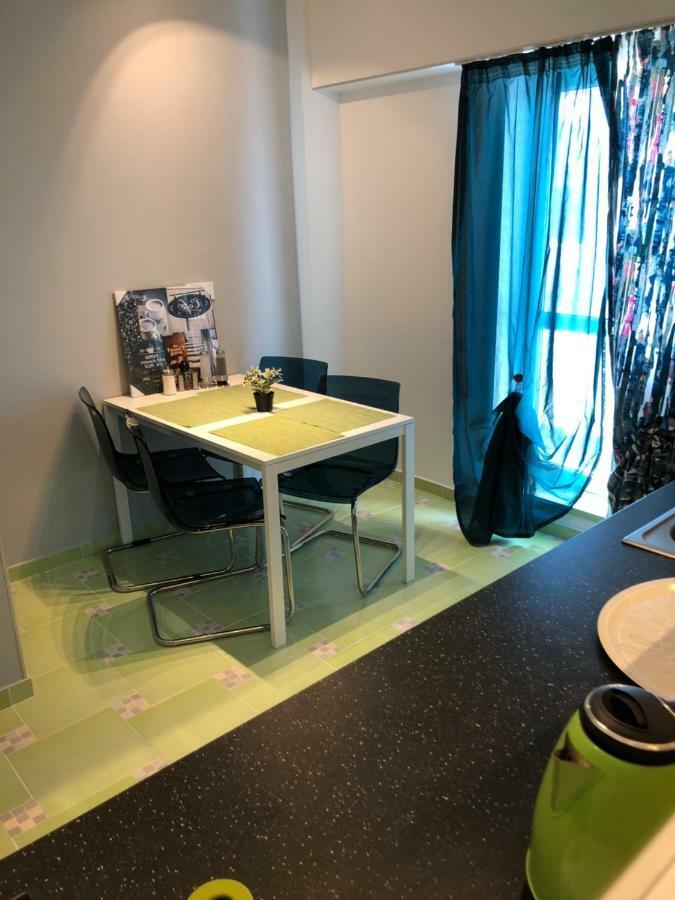 Green Apartment 6 Бухарест Екстер'єр фото